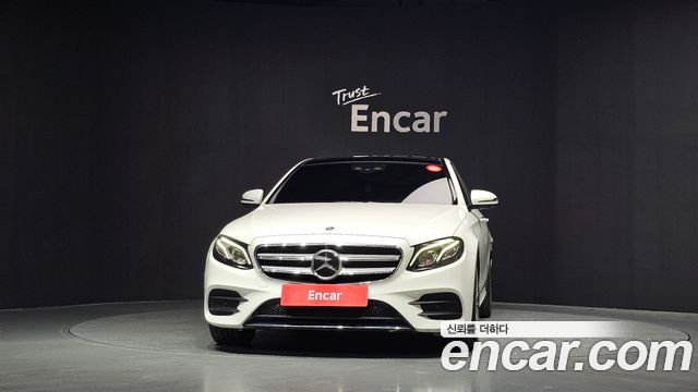 Mercedes-Benz E-Class E350 4MATIC AMG Line