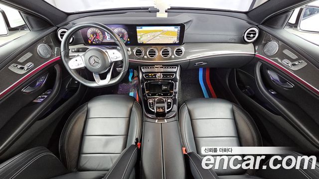 Mercedes-Benz E-Class E350 4MATIC AMG Line