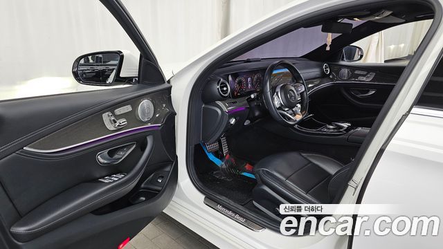 Mercedes-Benz E-Class E350 4MATIC AMG Line