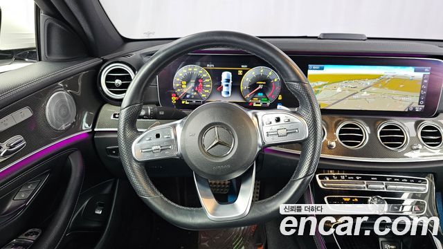 Mercedes-Benz E-Class E350 4MATIC AMG Line