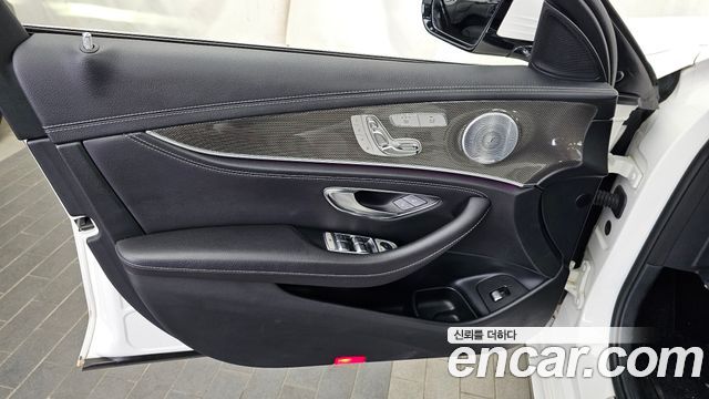 Mercedes-Benz E-Class E350 4MATIC AMG Line