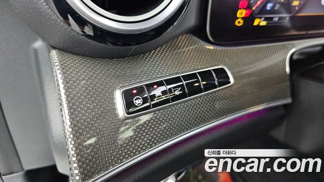 Mercedes-Benz E-Class E350 4MATIC AMG Line