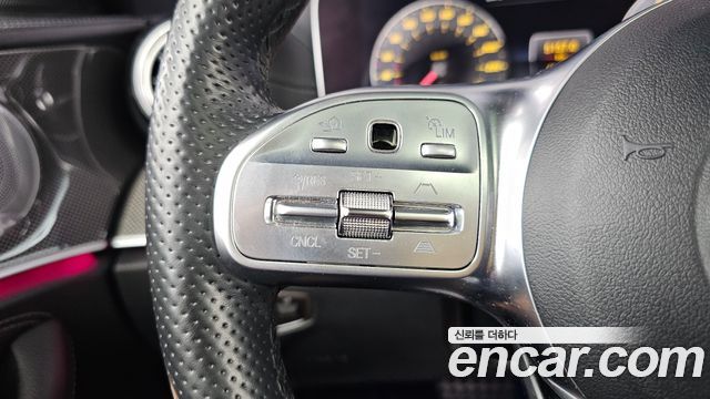 Mercedes-Benz E-Class E350 4MATIC AMG Line