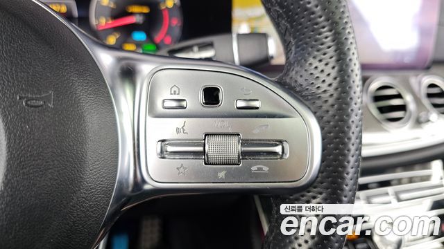 Mercedes-Benz E-Class E350 4MATIC AMG Line