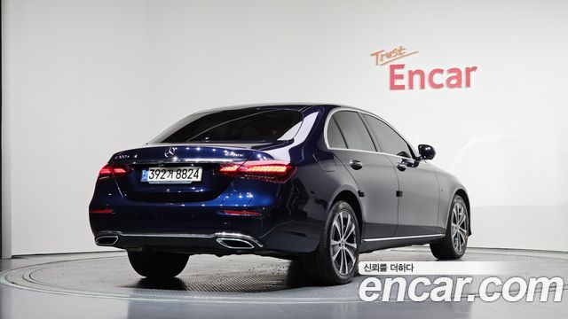 Mercedes-Benz E-Class E300e 4MATIC Exclusive