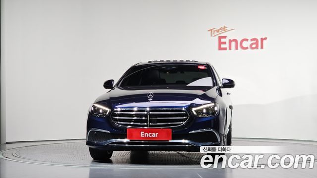Mercedes-Benz E-Class E300e 4MATIC Exclusive