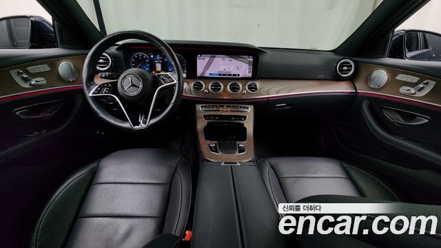 Mercedes-Benz E-Class E300e 4MATIC Exclusive