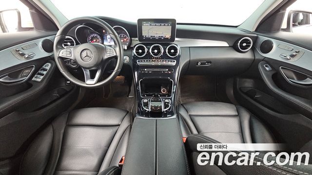 Mercedes-Benz C-Class C200 Avantgarde