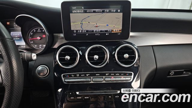 Mercedes-Benz C-Class C200 Avantgarde