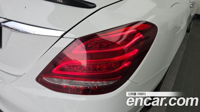 Mercedes-Benz C-Class C200 Avantgarde