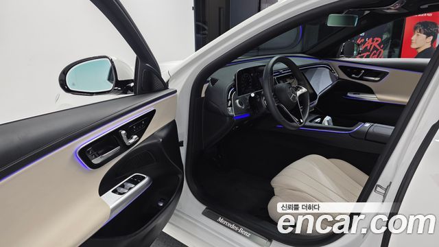 Mercedes-Benz E-Class E200 Avantgarde
