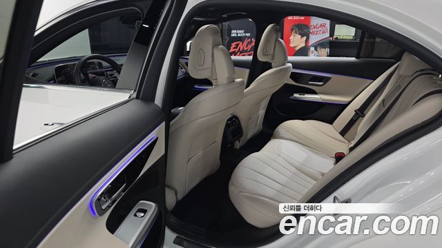 Mercedes-Benz E-Class E200 Avantgarde