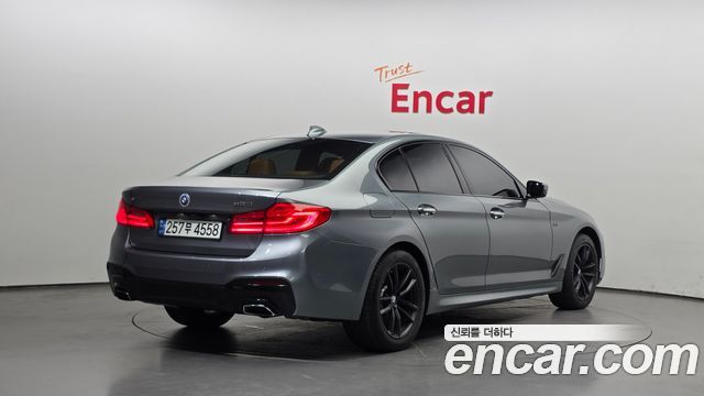 BMW 5-Series 530i xDrive M Sport Package