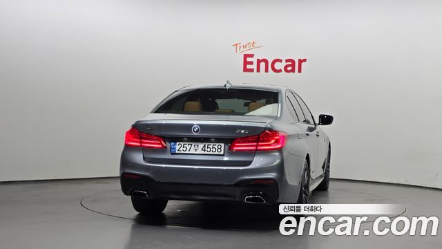 BMW 5-Series 530i xDrive M Sport Package