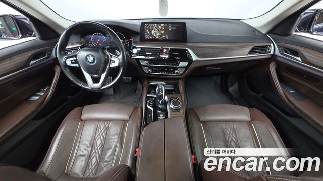 BMW 5-Series 520d Luxury Plus