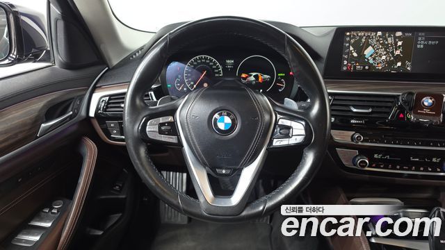BMW 5-Series 520d Luxury Plus