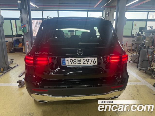 Mercedes-Benz GLB-Class GLB200 d