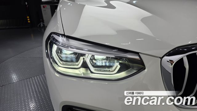 BMW X4 xDrive20i xLine