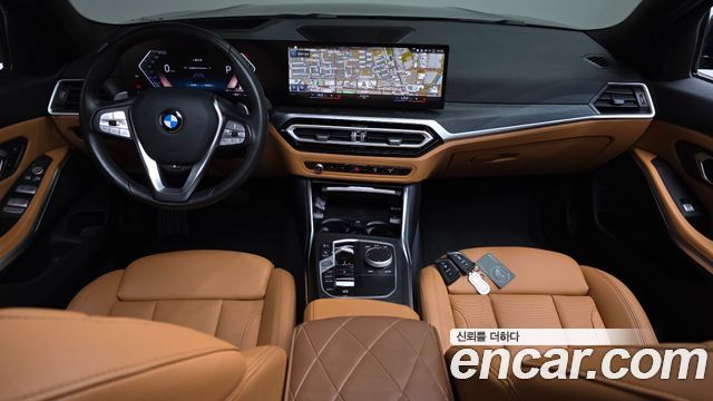 BMW 3-Series 320i