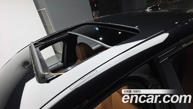 BMW 3-Series 320i