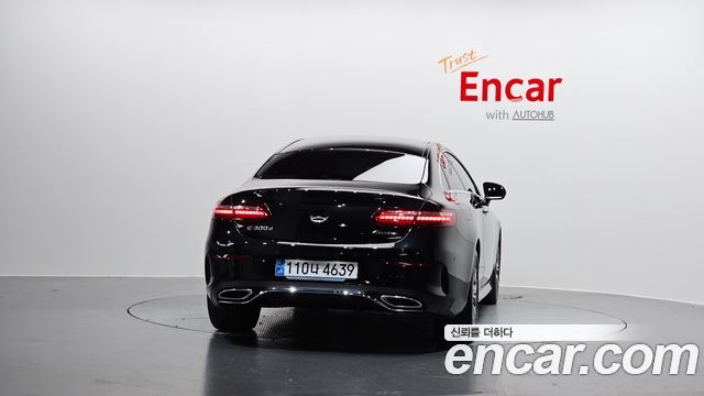 Mercedes-Benz E-Class E300d 4MATIC Coupe