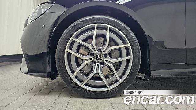 Mercedes-Benz E-Class E300d 4MATIC Coupe