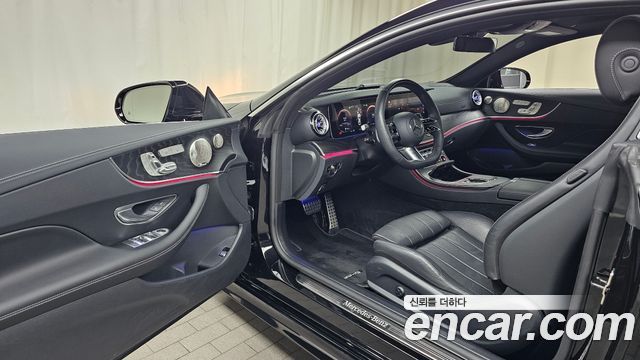 Mercedes-Benz E-Class E300d 4MATIC Coupe