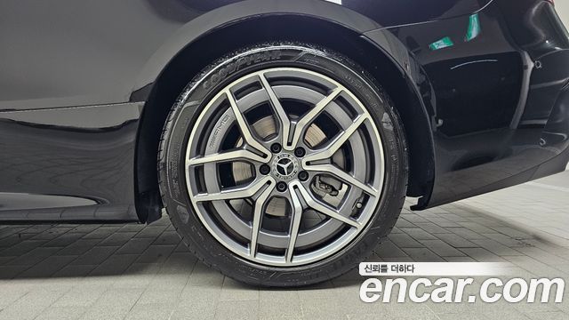Mercedes-Benz E-Class E300d 4MATIC Coupe