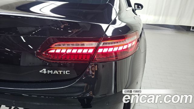 Mercedes-Benz E-Class E300d 4MATIC Coupe