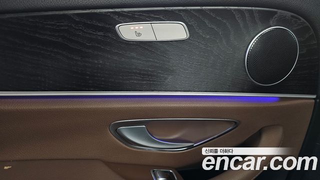 Mercedes-Benz E-Class E220d 4MATIC Avantgarde