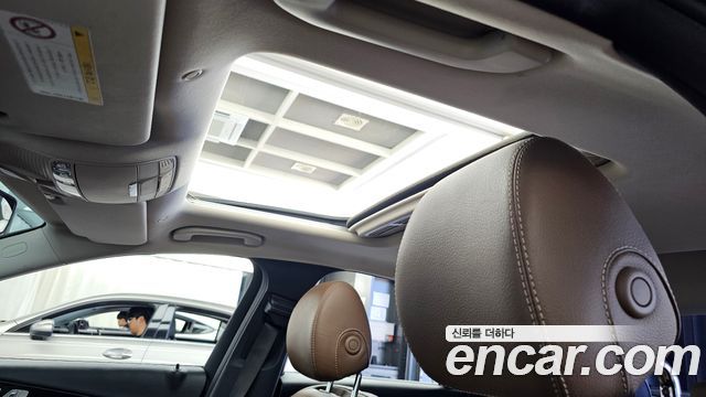 Mercedes-Benz E-Class E220d 4MATIC Avantgarde