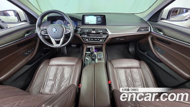 BMW 5-Series 520d Luxury Plus