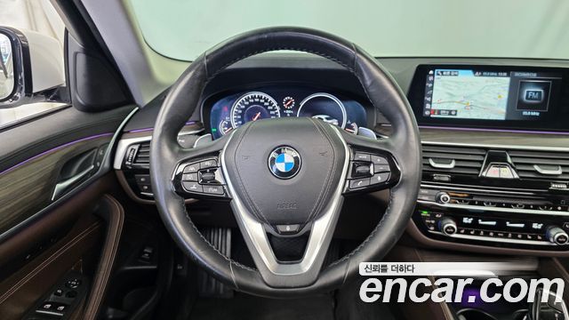 BMW 5-Series 520d Luxury Plus