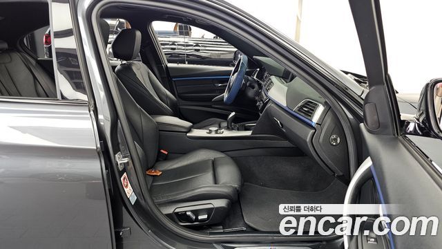 BMW 3-Series 328i M Sport