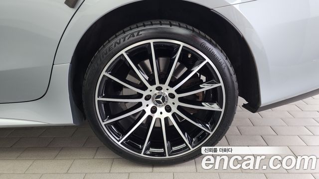 Mercedes-Benz CLS-Class CLS400d 4MATIC AMG Line