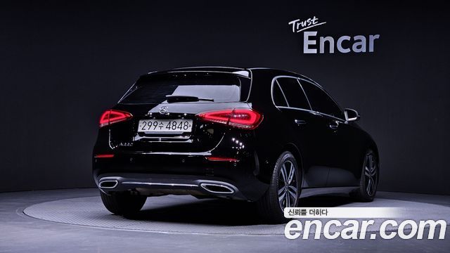 Mercedes-Benz A-Class A220 Hatchback