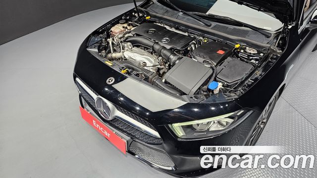 Mercedes-Benz A-Class A220 Hatchback