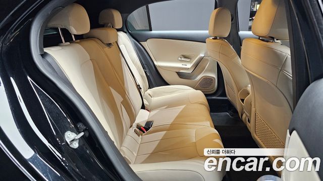 Mercedes-Benz A-Class A220 Hatchback