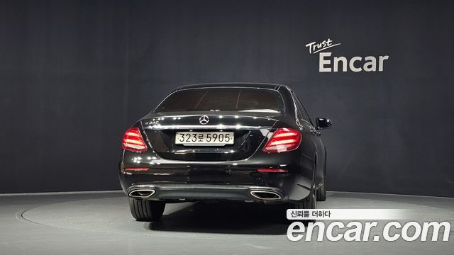 Mercedes-Benz E-Class E250 Avantgarde