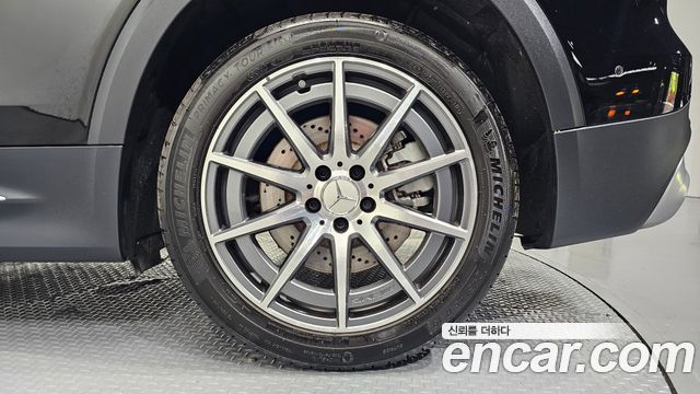 Mercedes-Benz GLB-Class AMG GLB35 4MATIC