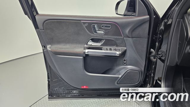 Mercedes-Benz GLB-Class AMG GLB35 4MATIC