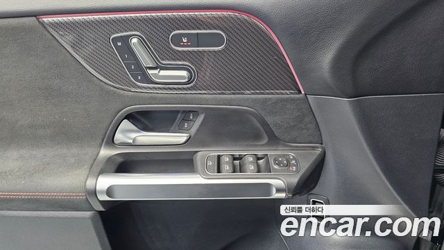 Mercedes-Benz GLB-Class AMG GLB35 4MATIC