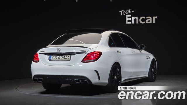 Mercedes-Benz C-Class C63 AMG