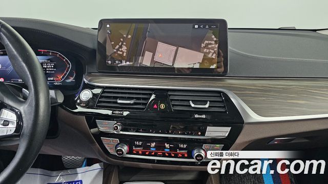 BMW Gran Turismo 630i xDrive Luxury