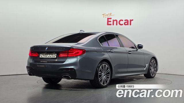 BMW 5-Series 530i M Sport Package Plus