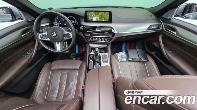 BMW 5-Series 530i M Sport Package Plus