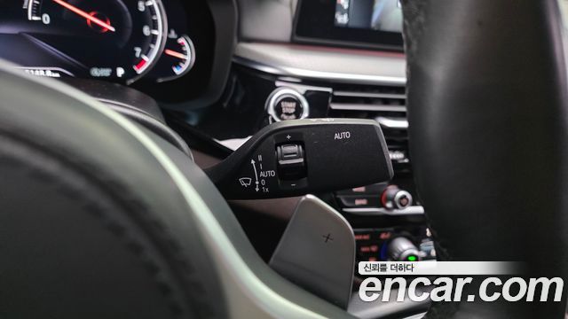 BMW 5-Series 530i M Sport Package Plus