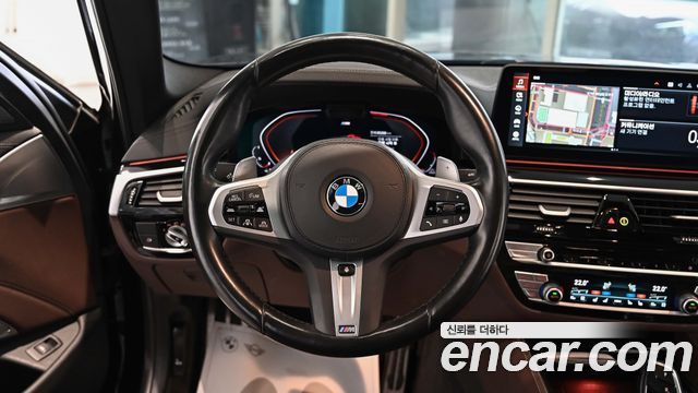 BMW 5-Series 530i xDrive M Sport Package