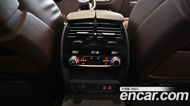 BMW 5-Series 530i xDrive M Sport Package