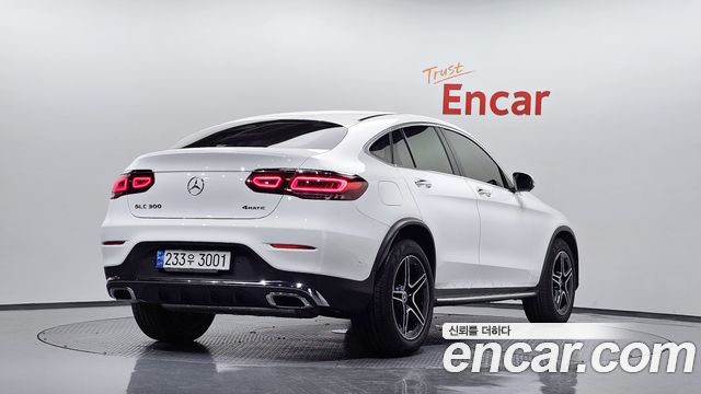 Mercedes-Benz GLC-Class GCL300 4MATIC Coupe